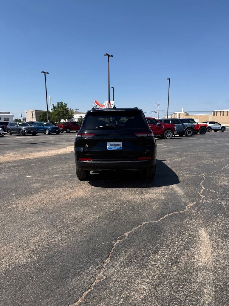 2025 Jeep Grand Cherokee Altitude
