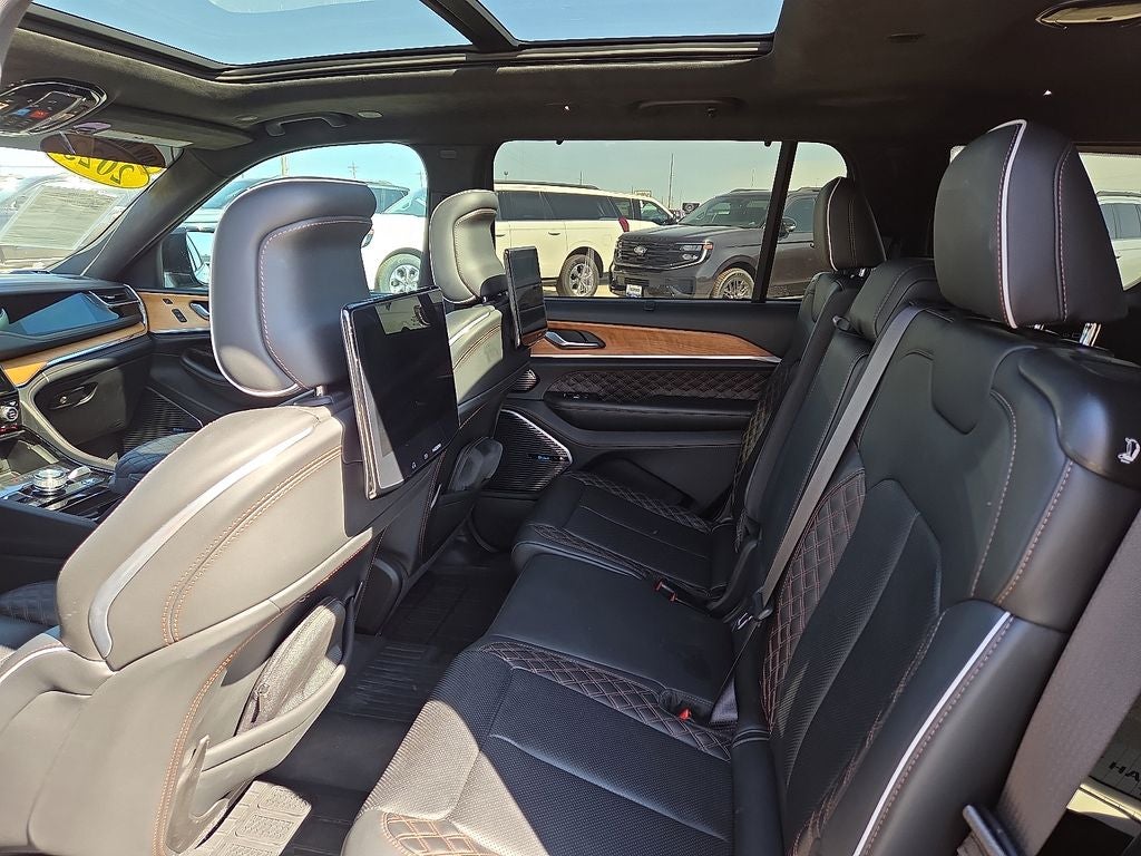 2023 Jeep Grand Cherokee L Summit Reserve
