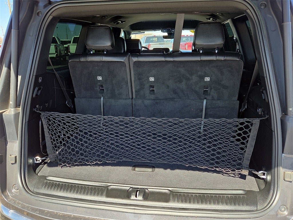 2023 Jeep Wagoneer Base