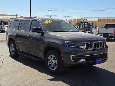 2023 Jeep Wagoneer Base