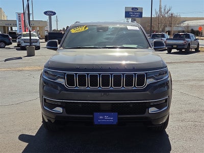 2023 Jeep Wagoneer Base