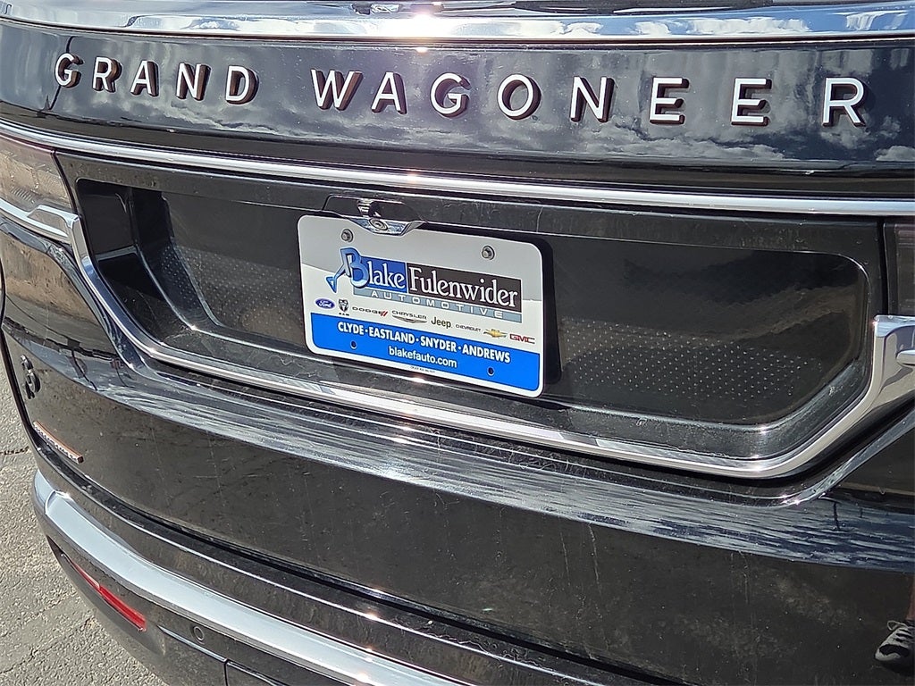 2022 Jeep Grand Wagoneer Series III