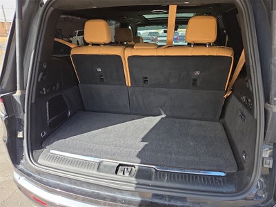 2022 Jeep Grand Wagoneer Series III