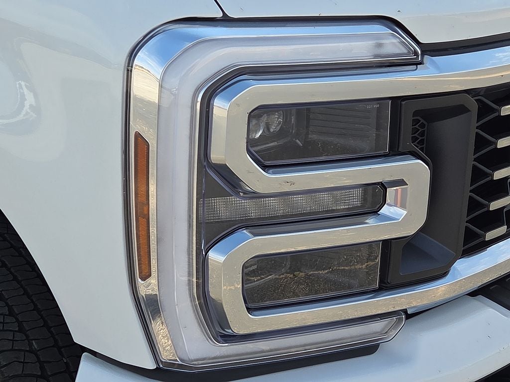 2026 Ford F-350SD Platinum DRW