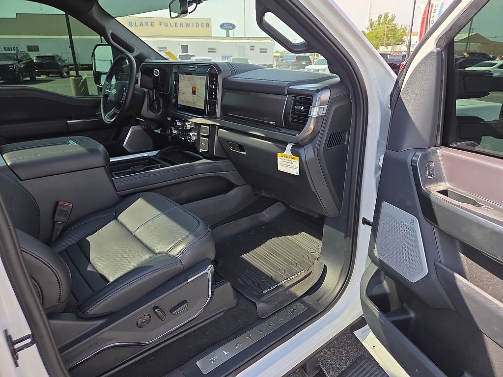 2026 Ford F-350SD Platinum DRW