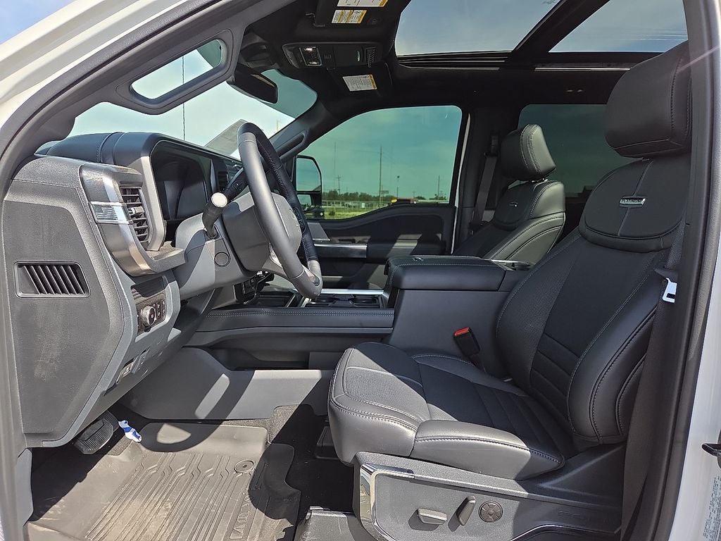 2026 Ford F-350SD Platinum DRW