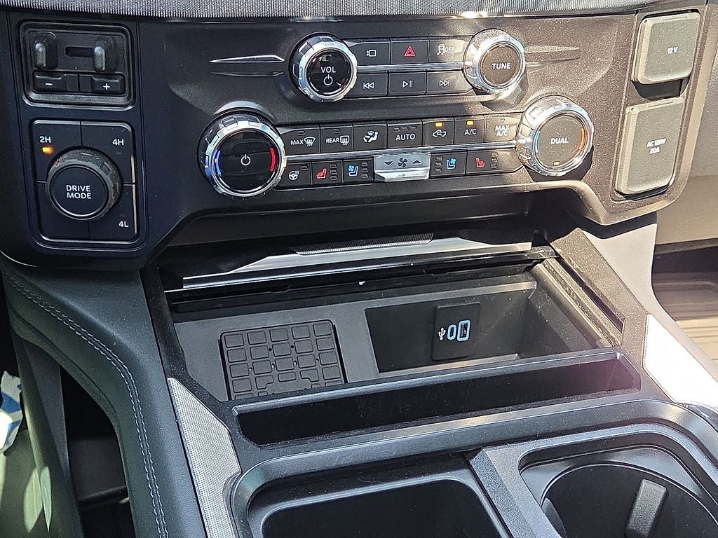 2026 Ford F-350SD Platinum DRW