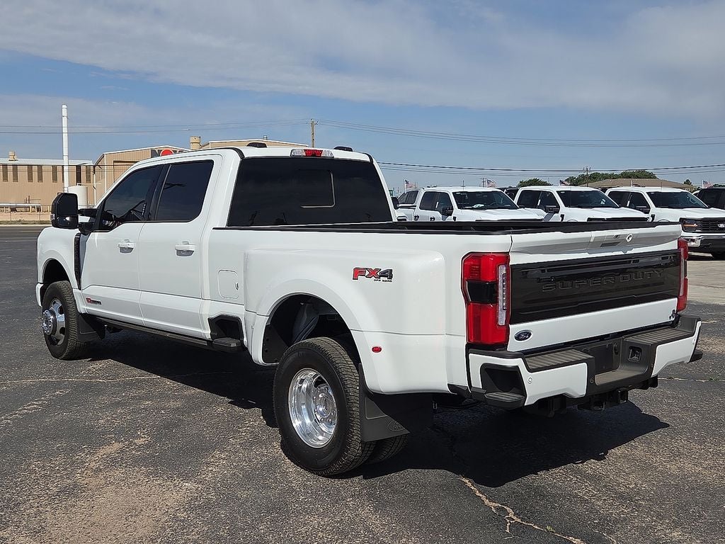 2026 Ford F-350SD Platinum DRW
