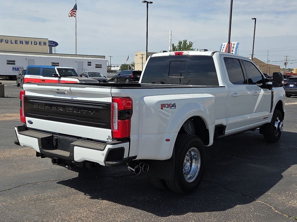 2026 Ford F-350SD Platinum DRW