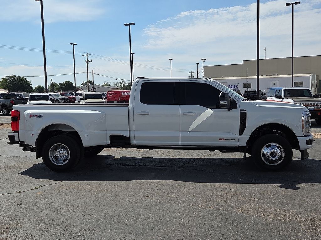 2026 Ford F-350SD Platinum DRW