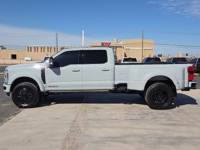 2025 Ford F-450SD Platinum DRW