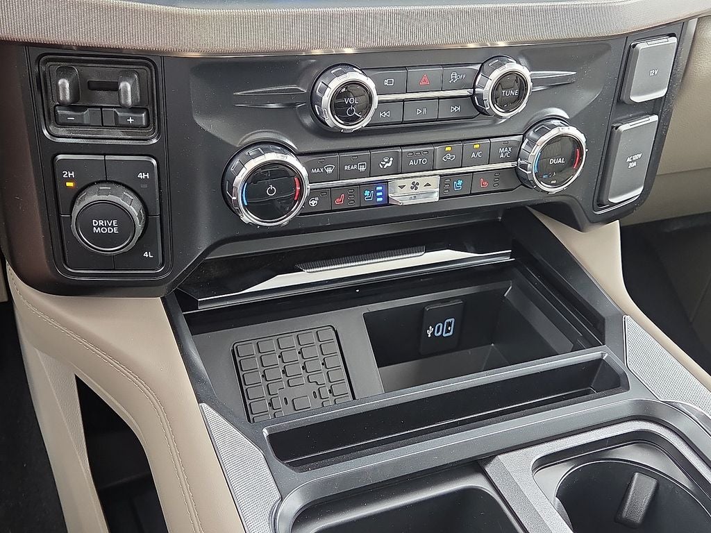 2026 Ford F-450SD Platinum DRW