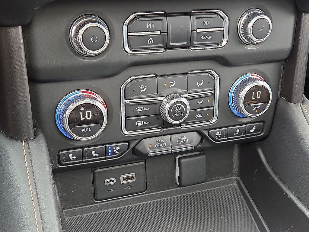 2024 GMC Yukon AT4