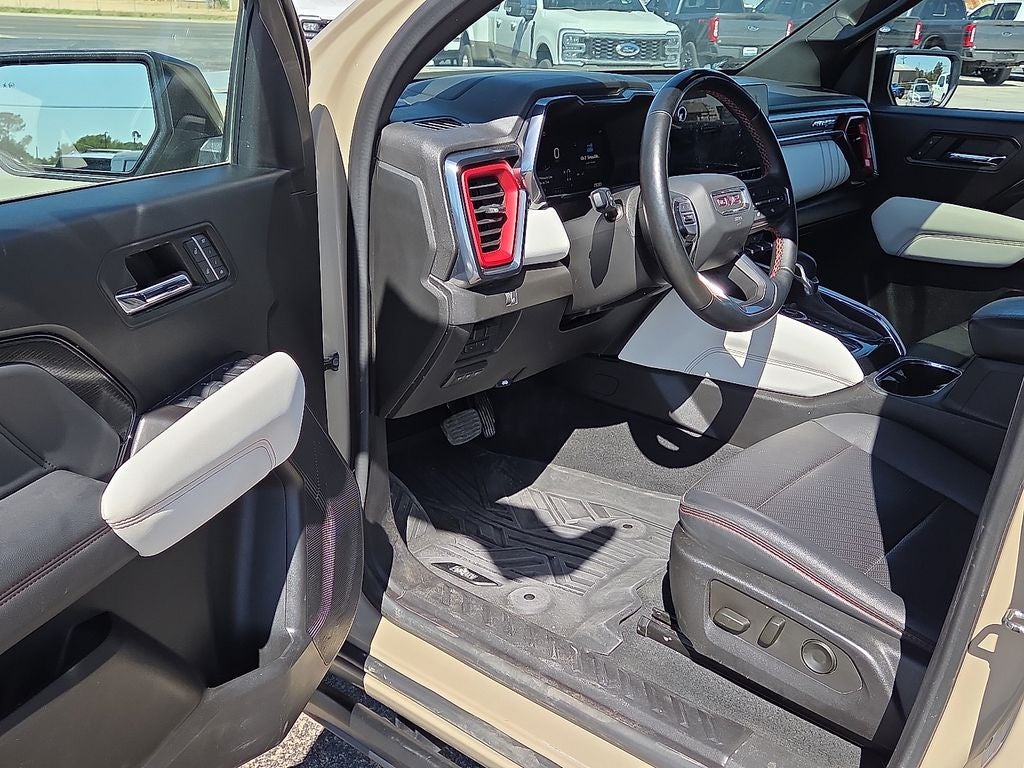 2024 GMC Canyon AT4X