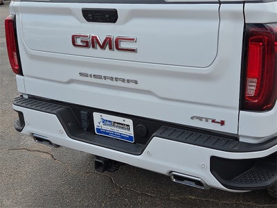 2023 GMC Sierra 1500 AT4