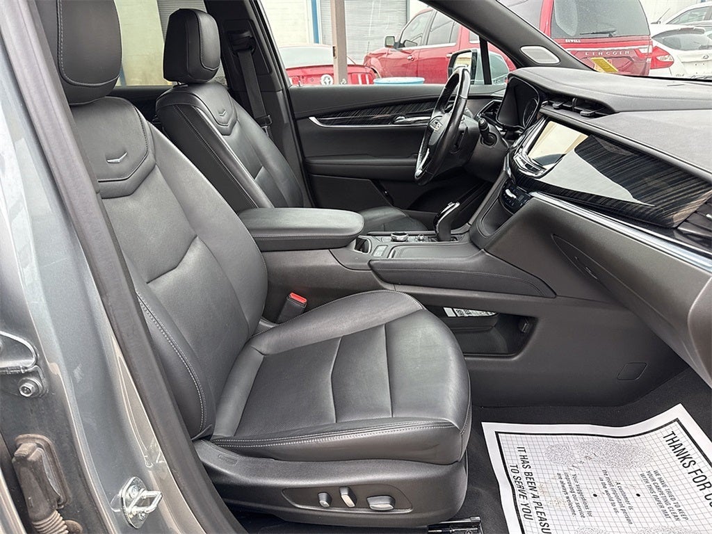 2023 Cadillac XT6 Premium Luxury