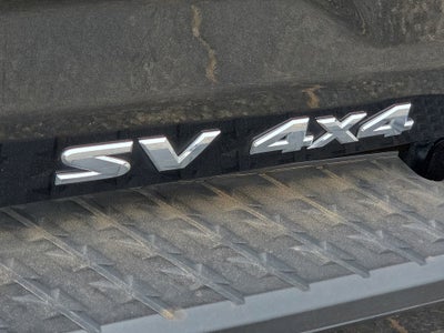 2023 Nissan Titan SV