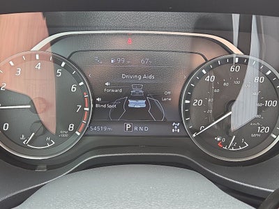 2023 Nissan Titan SV