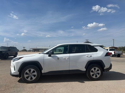 2022 Toyota RAV4 LE
