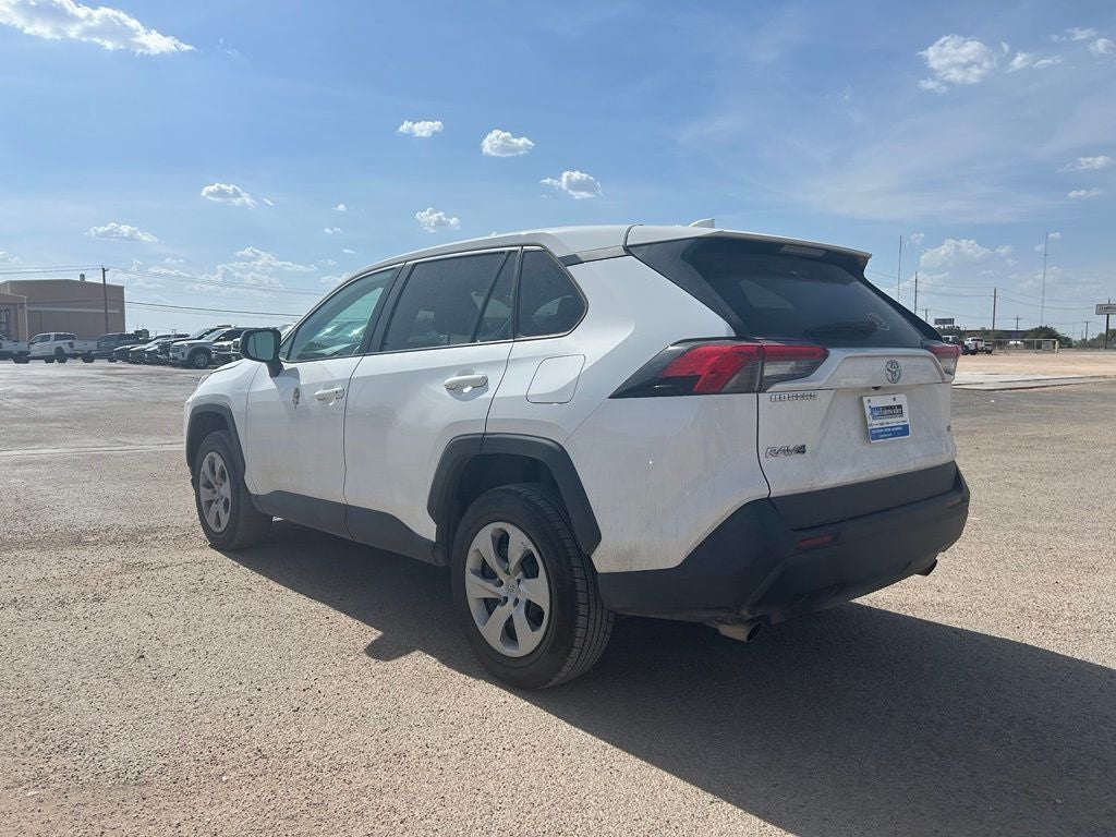 2022 Toyota RAV4 LE