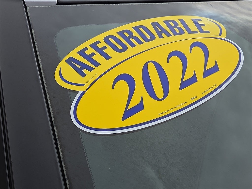 2022 Nissan Kicks SV