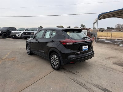 2022 Nissan Kicks SV