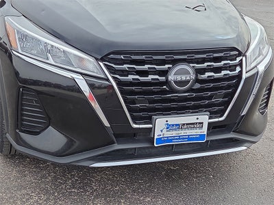 2022 Nissan Kicks SV