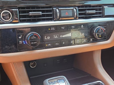 2022 Nissan Pathfinder Platinum
