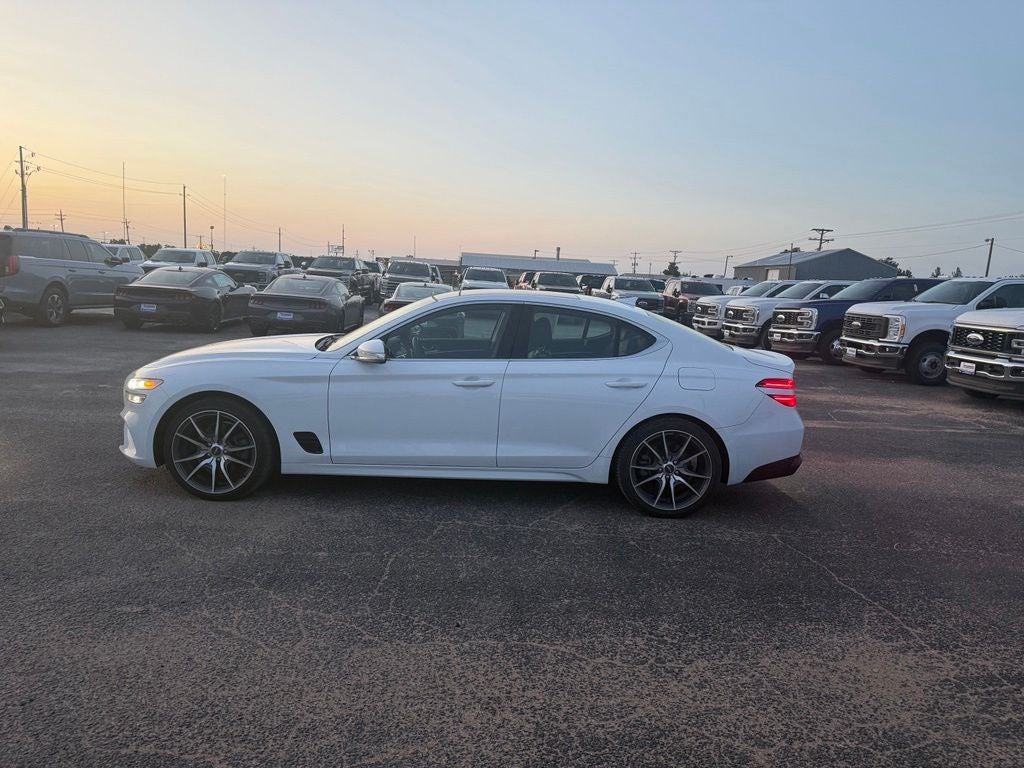 2022 Genesis G70 2.0T
