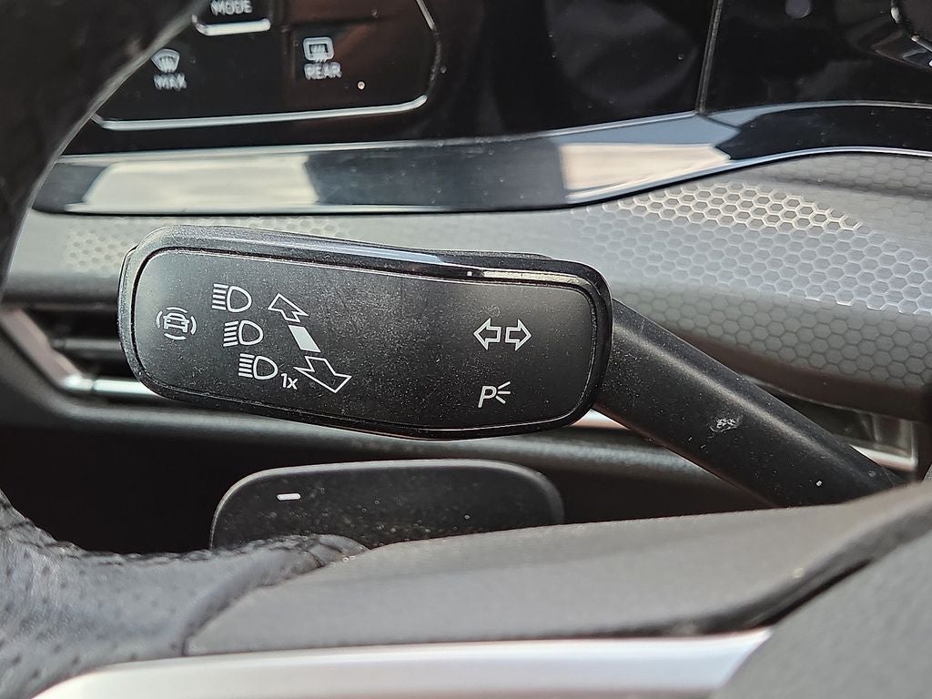 2022 Volkswagen Golf GTI 2.0T SE