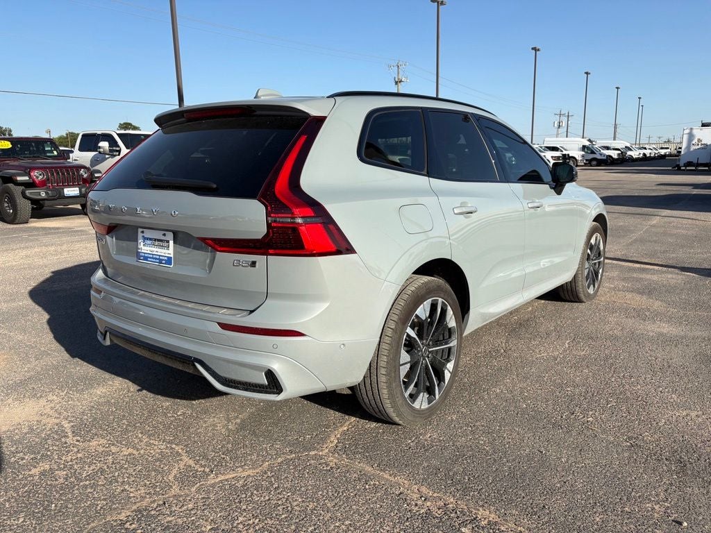 2026 Volvo XC60 B5 Plus