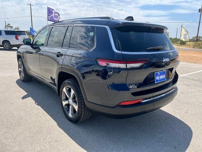 2023 Jeep Grand Cherokee L Limited 4x2