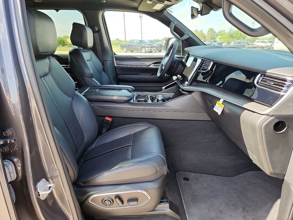 2023 Jeep Wagoneer L Series III