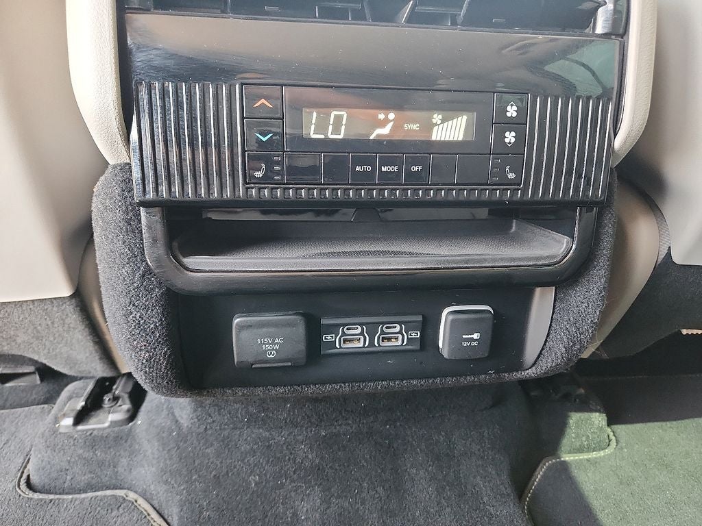 2023 Jeep Wagoneer Series III