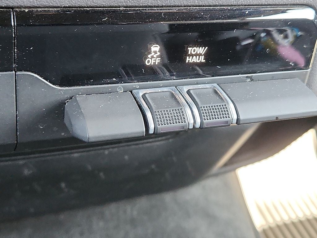 2022 RAM 1500 Lone Star Quad Cab 4x2 6'4' Box
