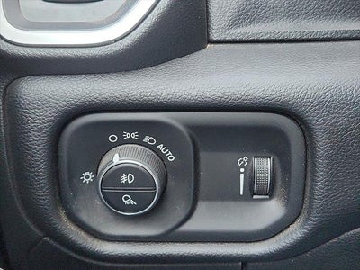 2022 RAM 1500 Lone Star Quad Cab 4x2 6'4' Box