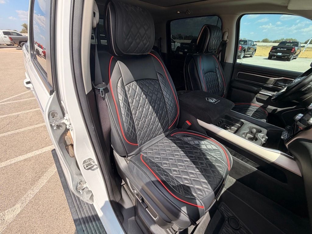 2022 RAM 1500 Laramie Crew Cab 4x2 5'7' Box