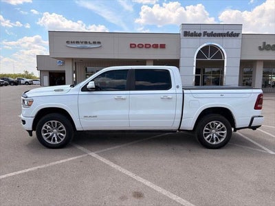 2022 RAM 1500 Laramie Crew Cab 4x2 5'7' Box