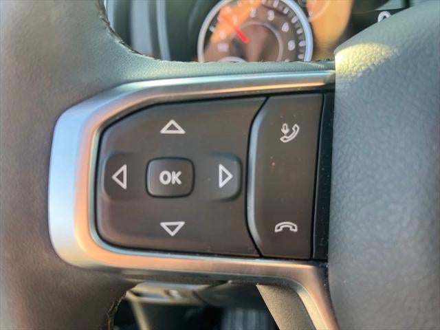 2025 RAM 1500 Lone Star Crew Cab 4x4 5'7' Box