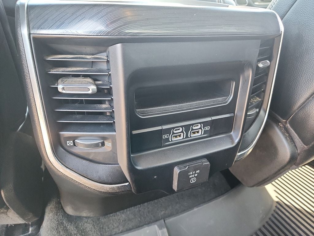 2023 RAM 1500 Laramie Crew Cab 4x4 5'7' Box