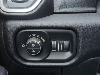 2023 RAM 1500 Laramie Crew Cab 4x4 5'7' Box