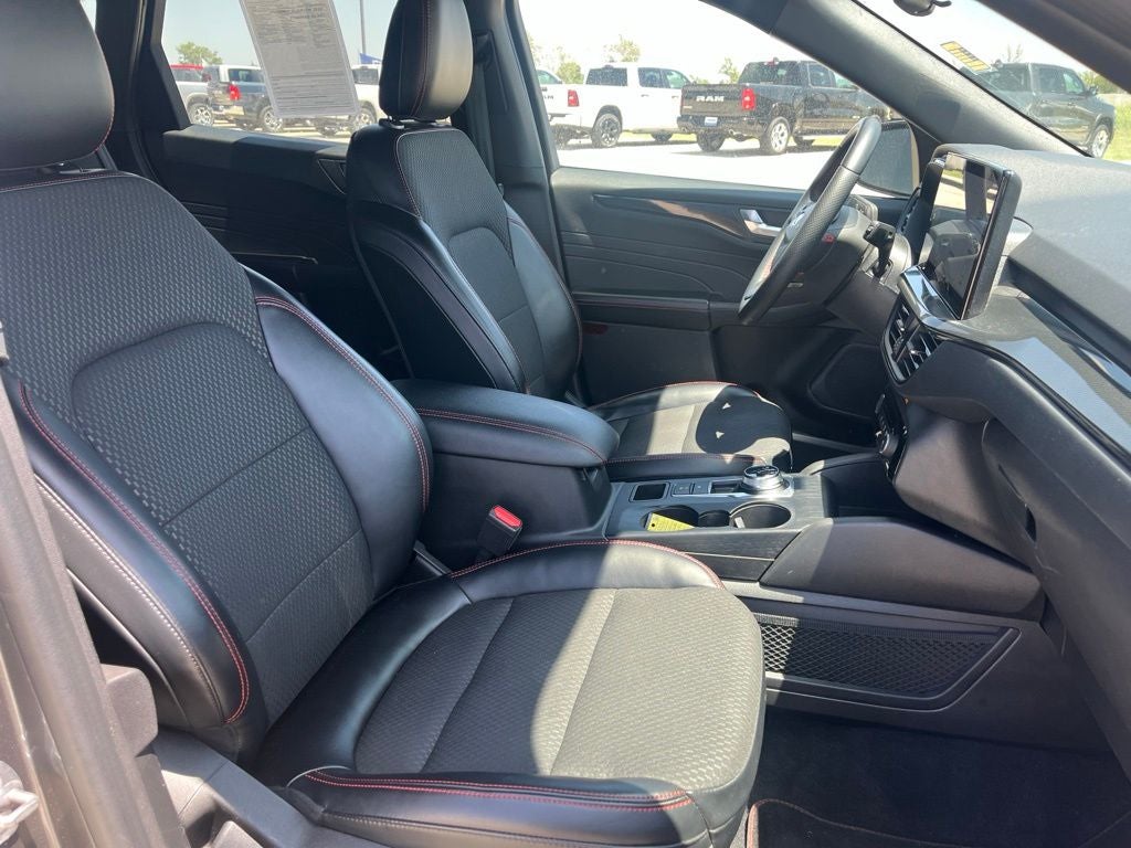 2023 Ford Escape ST-Line Select