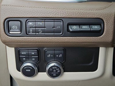2021 GMC Yukon XL 4WD Denali