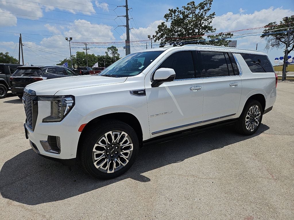 2023 GMC Yukon XL 4WD Denali Ultimate