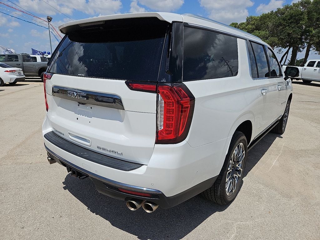 2023 GMC Yukon XL 4WD Denali Ultimate