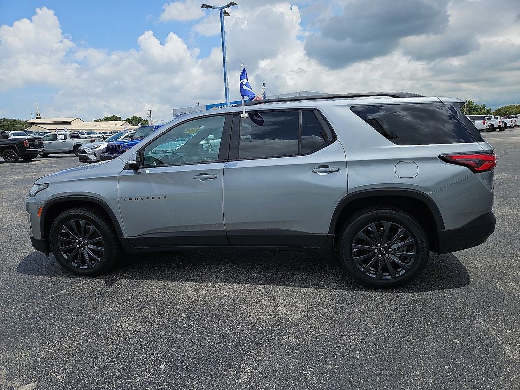 2023 Chevrolet Traverse FWD RS