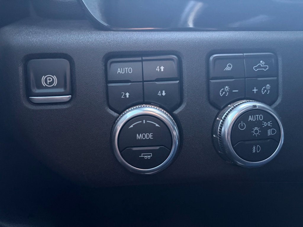 2024 GMC Sierra 3500HD 4WD Crew Cab Long Bed SLT