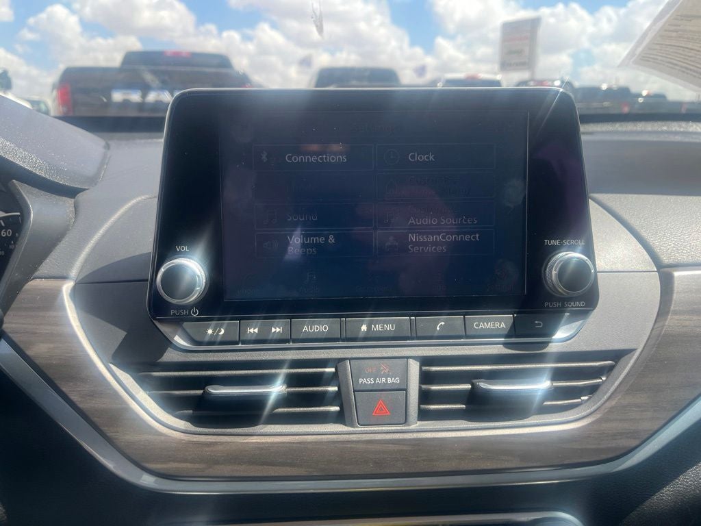 2025 Nissan Altima SV FWD
