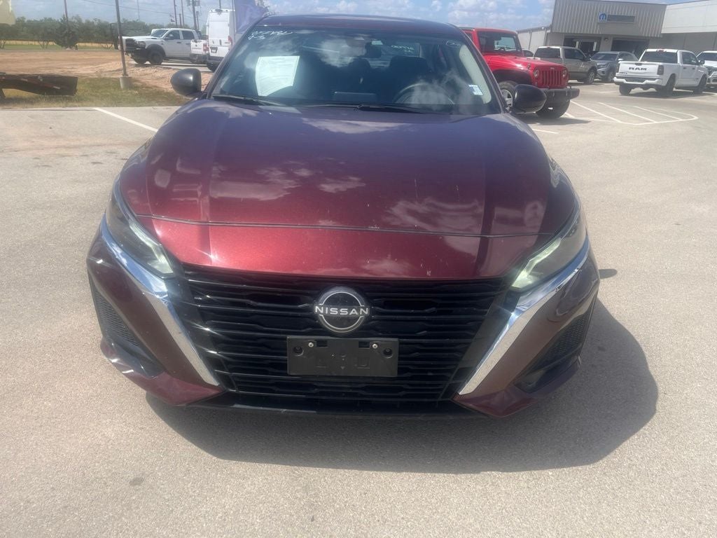 2025 Nissan Altima SV FWD
