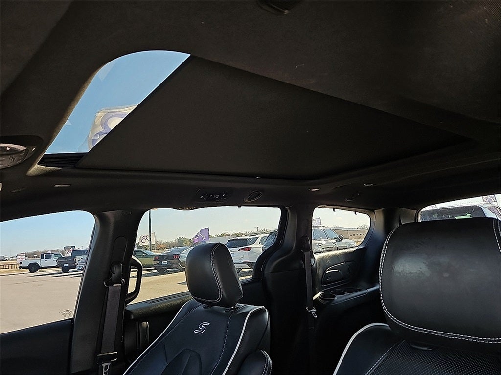 2024 Chrysler Pacifica Limited S Appearance